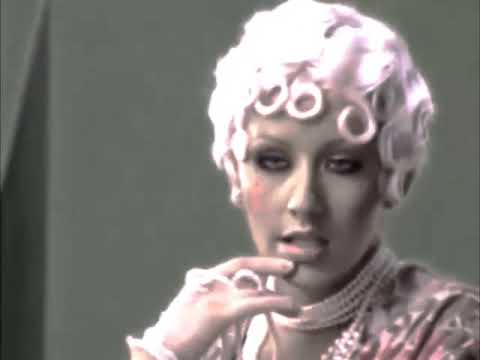 Christina Aguilera - Loving Me 4 Me (VIDEO)