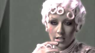 Christina Aguilera - Loving Me 4 Me (VIDEO)