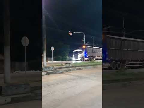 BR-153,  no estado do Pará,  cidade é São Domingos do Araguaia.