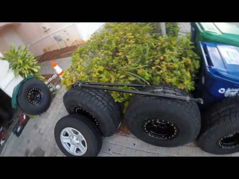 Using a Beat Seater to install 35\" Pro Comp Wheels & Tires
