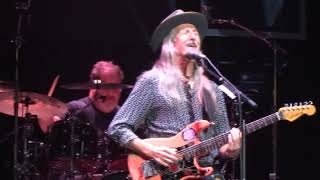 Doobie Brothers - It Keeps You Runnin&#39; LIVE 2021