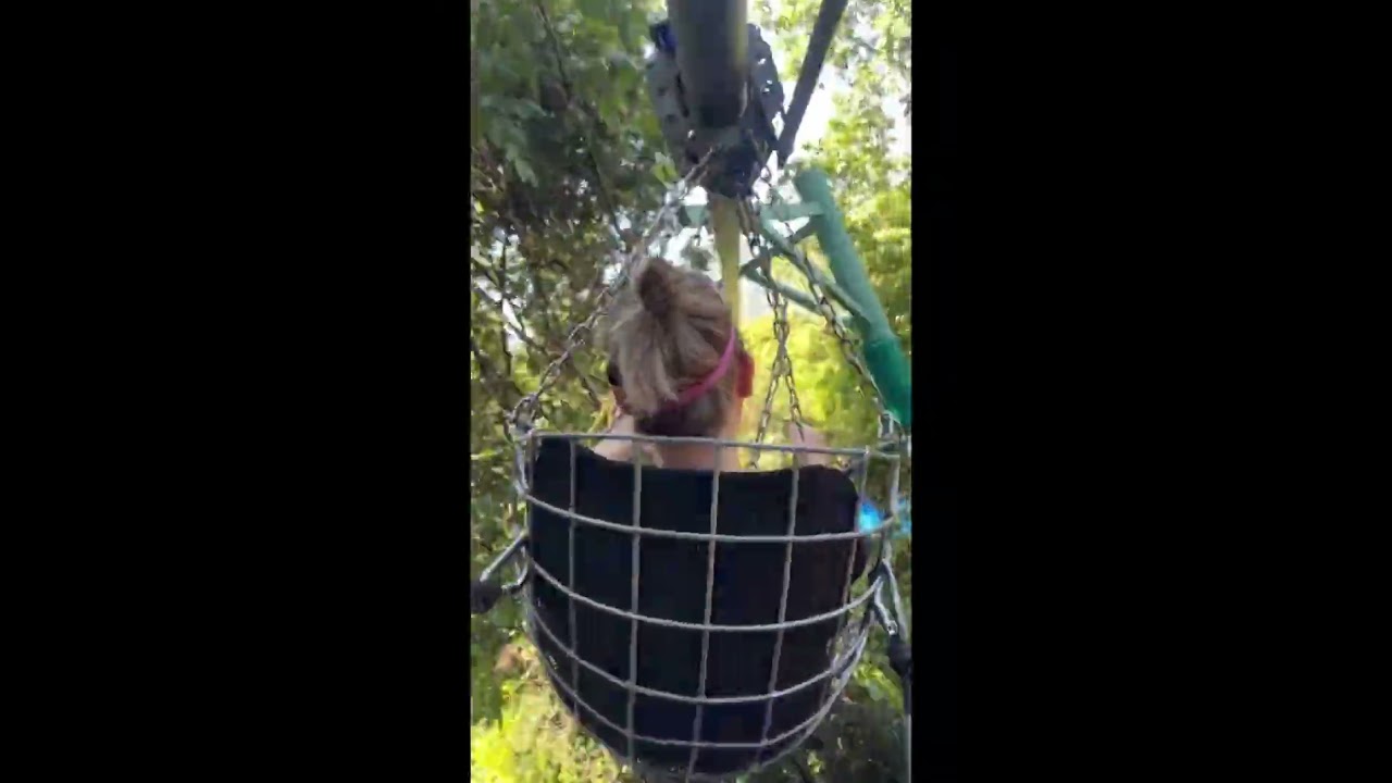 レールから火花出てるしマジ命の危険感じたから普通にリピなしアトラクション😰💦　#malaysia #マレーシア