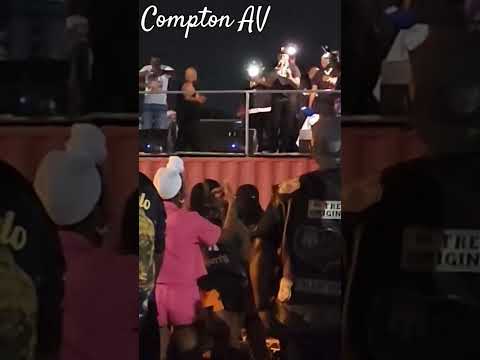 Compton AV #runmemymoney #PartyInThePit #IEBUFFALOSoldiers #blackbikers #blackbikeset #bikelife