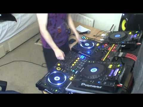 DJ Tyujia - CDJ Scratching: One Year On (Industrial & Gabber)