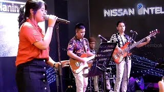 Download lagu Waktunya Sendiri - Hanin Diyha | at Kemayoran IIMS 2019 mp3