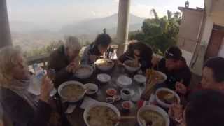 preview picture of video 'Happy Lunch, Jan 2013 William Yu Photo Workshop at Yuanyang, China'