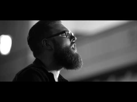 download lagu mp3 mp4 Grace Chris, download lagu Grace Chris gratis, unduh video klip Grace Chris