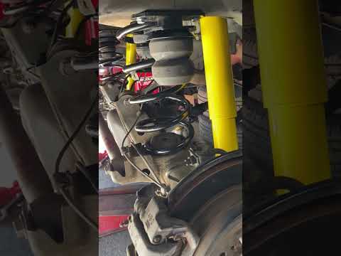 1st Gen Sequoia Suspension (Subscribe if you like thanks) #oldmanemu #dobinsons #overlanding #toyota