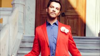 SINAN AKCIL   FARK ATIYOR DJ DELUXE REMIX 2012