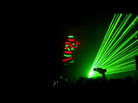 THE CHEMICAL BROTHERS Rockhal Luxembourg 13/01/2011 - Hey boy hey girl -