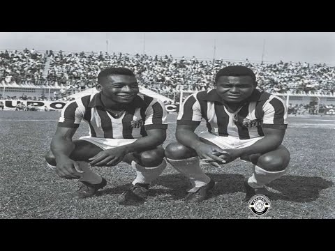 Lindas jogadas de Pelé e Coutinho, a maior dupla da história do futebol mundial!