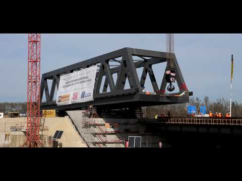 Erdbau: Brückenverschub über der B313 bei Wendlingen, Vorarbeiten durch die Zlöbl GmbH