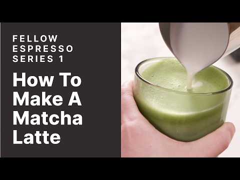Green Meets White: The Perfect Matcha Latte