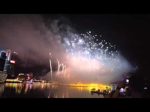 Singapore's New Year's countdown 2016!!!