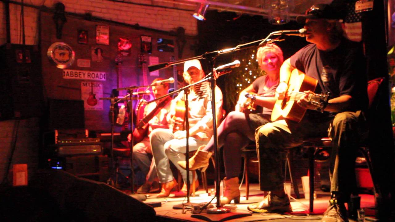 SHANE MINOR - LIVE A LITTLE