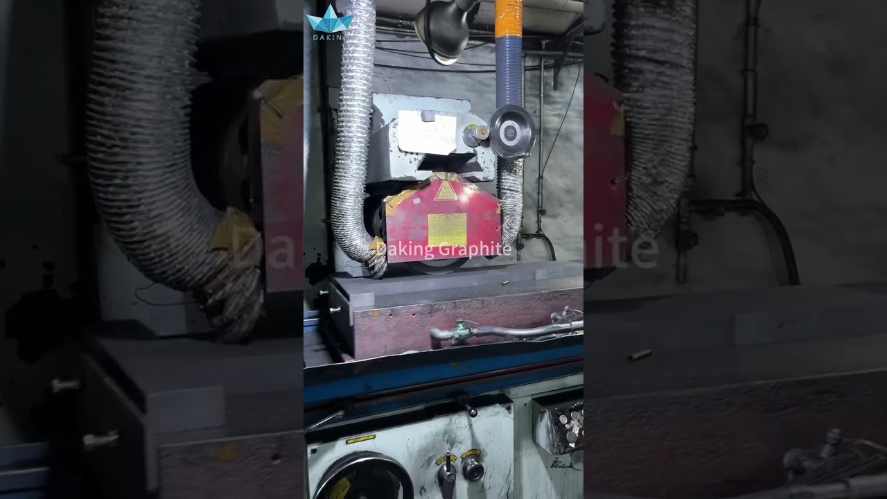 High temperature resistant graphite plate