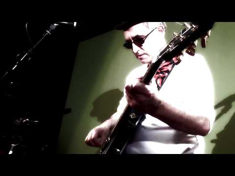 Oxxxymore rock blues band