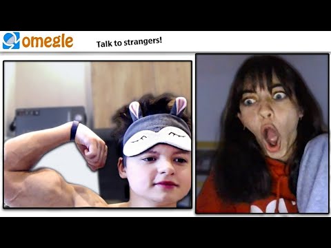 Elite Lifter Pretended to be a BABY FACE SLEEPER BUILD | GIRLS going NUTS...