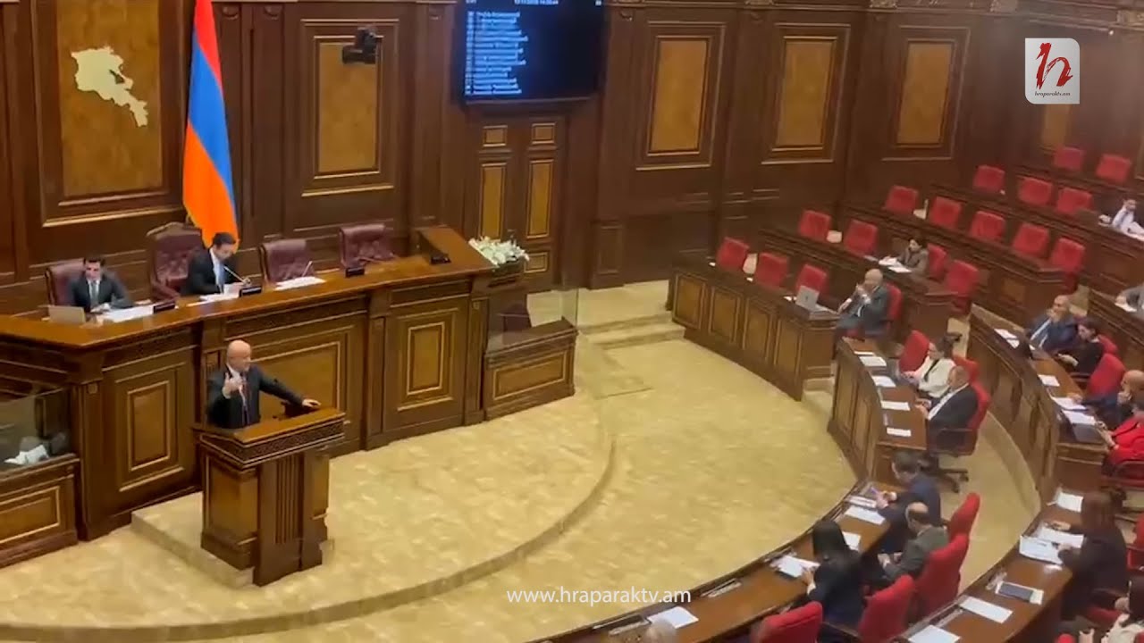 Հիմա մի սարսափելի բան պիտի ասեմ. Հովիկ Աղազարյան