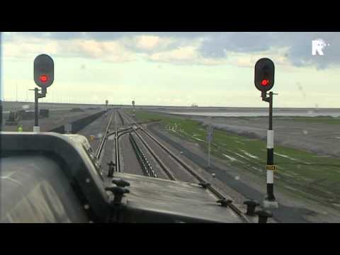 Eerste trein op Tweede Maasvlakte