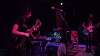 The Coathangers-Follow Me