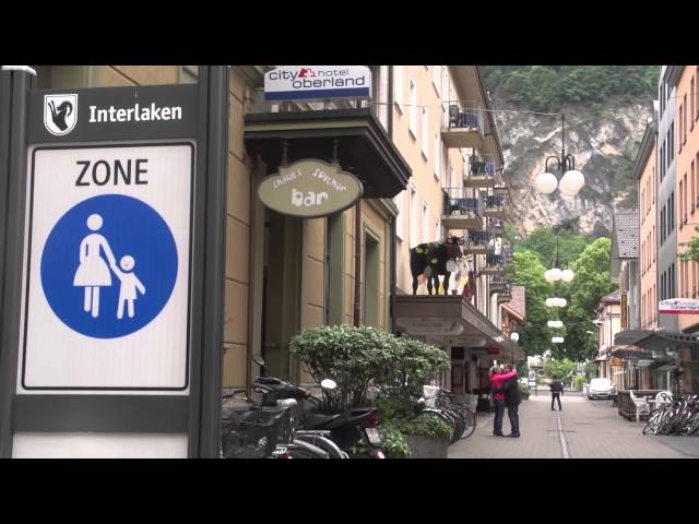 Video Uitspraak van Interlaken in Engels