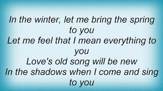 Bing Crosby - Shadow Waltz Lyrics