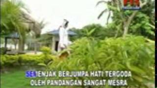 Download lagu pujaan hati.avi mp3 Download lagu pujaan hati.avi mp3