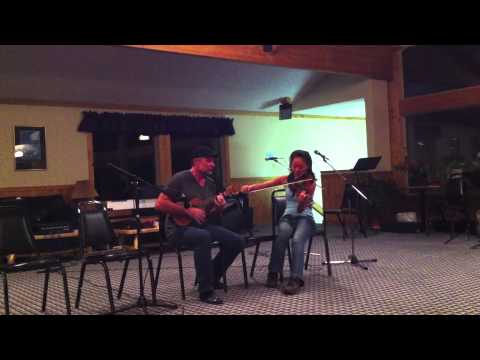 Alacran y Pistolero, ukulele and violin with Tanya Huang