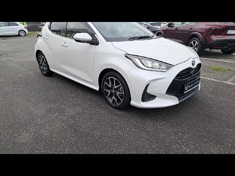 Toyota Yaris HYBRID AUTO NCT 10/11/2027 - Image 2