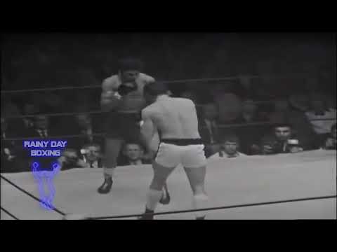 Classic Boxing :  Kahu Mahanga v Anthony Mundine Snr