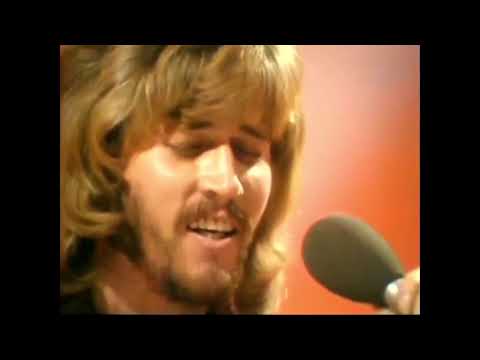 Videoclip de Walking Back To Waterloo — Bee Gees