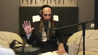 מדברים מרבי נחמן מברסלב   דרכים ועצות לחיים   חלק א (הרב מאור קריו) - התמונה מוצגת ישירות מתוך אתר האינטרנט יוטיוב. זכויות היוצרים בתמונה שייכות ליוצרה. קישור קרדיט למקור התוכן נמצא בתוך דף הסרטון