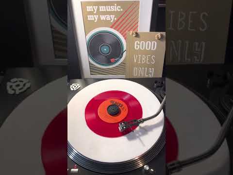 Jimmy Cliff - Wonderful World , Beautiful People ( Reggae Vinyl 45 ) From 1969 .