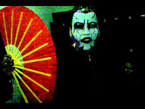 Dracon Cullen Andrógino - Camarin da Z Club Na Augusta