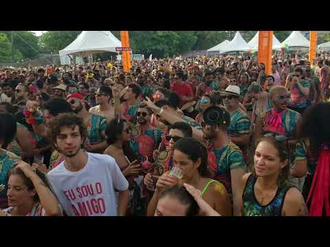 Chega de Lágrimas | Johnny Hooker e Liniker Ao Vivo no Bloco do Amor Marginal | Olinda PE