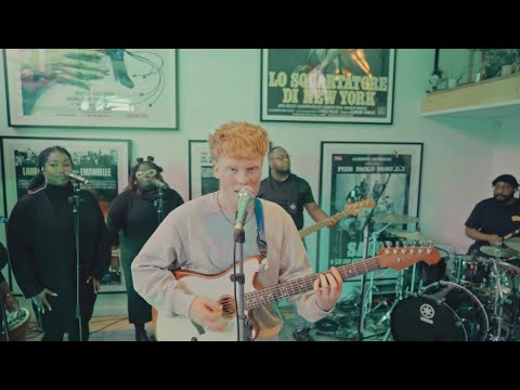 finn askew - too late live session