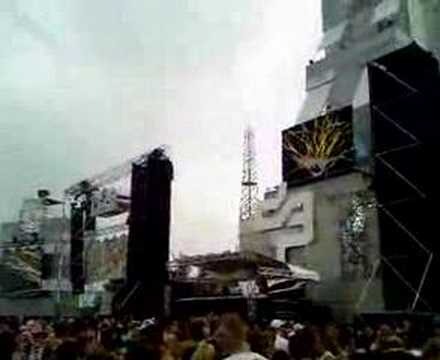 Deepack vs. Charly Lownoise - Can't Hold Us Down