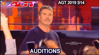 Crowd /Audience to Judges Singing  “Don&#39;t Stop Believin&#39;”  | America&#39;s Got Talent 2019 Audition