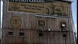preview picture of video 'The John Deere Barn'