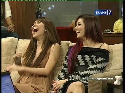 Bukan Empat Mata Bunga Citra Lestari