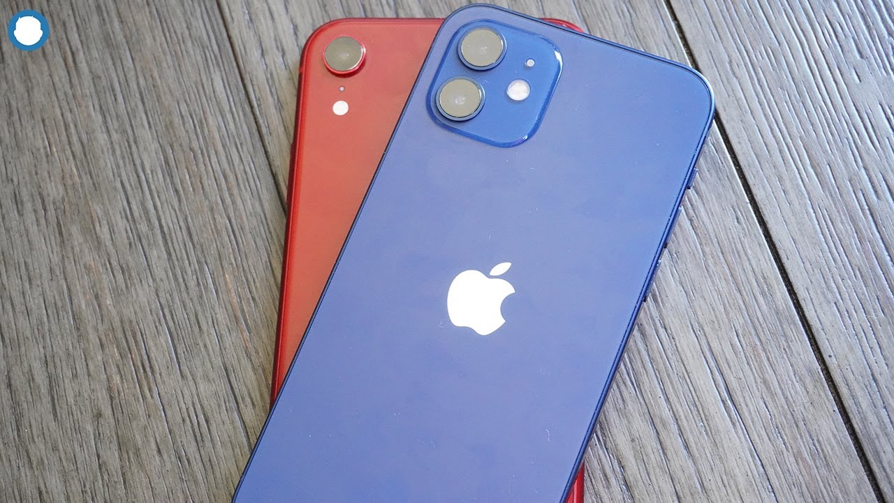 Iphone 12 vs Iphone XR - Weight/Display/Design/PUBG Gaming Test