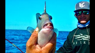 FISH NEEDS A DENTIST!! COUNTRY STAR EASTON CORBIN **Fishing** | CRAZY FISH TEETH | Guides and Tides