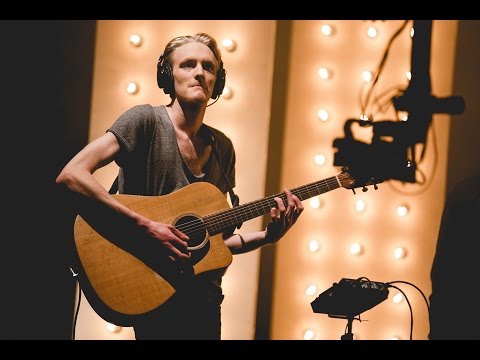 A. Le Coq Live Lounge - Helen Adamson - Kas tead