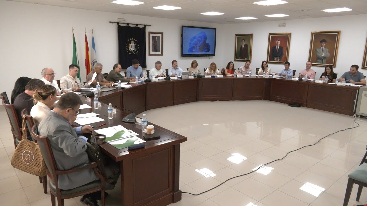 El Ayuntamiento en pleno debatía se opone al cierre del Retén de Bomberos