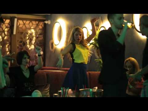 DJ Ravin @ Izaka Istanbul, Luxury Lounge FM 102.0 - SDI - Sound Design istanbul