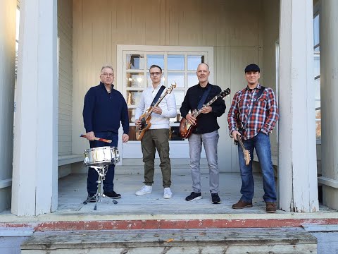 Matkalaukkumiehet - Aika jauhaa