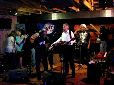 Pat Huggins & The Fiddleworms and friends @ The Boondocks, Guntersville AL, USA  Aug. 9 2008