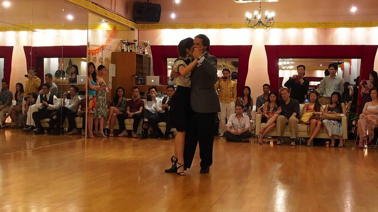 Fabian Peralta and Josefina Bermudez @ Opening Milonga of Tango Xtreme HK 2013 2/3