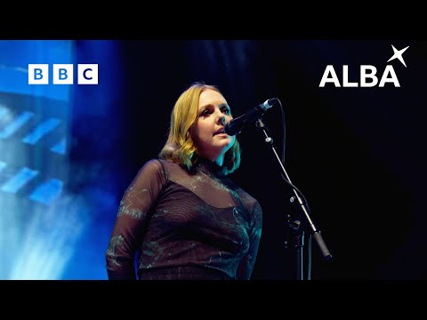 Julie Fowlis, Kim Carnie & Karen Matheson - An Ubhal As Àirde  | Hoolie 2023 | BBC ALBA